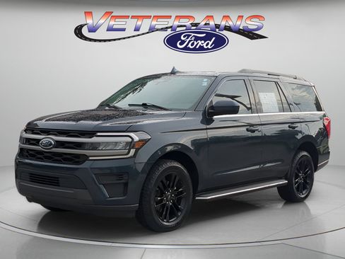 Certified 2023 Ford Expedition XLT RWD image 1