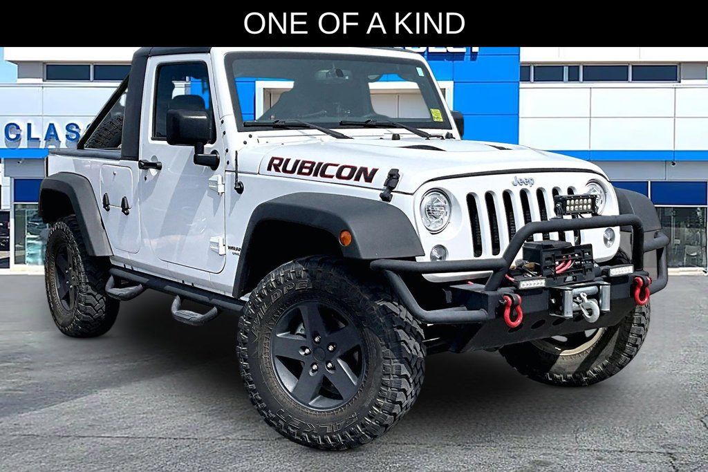 Used 2017 Jeep Wrangler Unlimited Rubicon w/ Connectivity Group AWD/4WD image 1