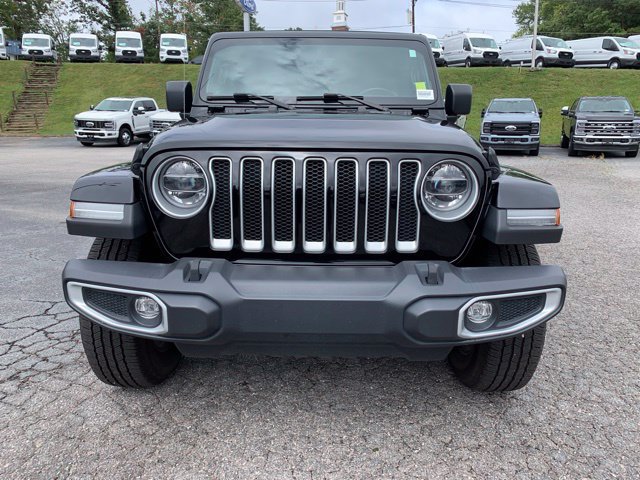 Used 2022 Jeep Wrangler Unlimited Sahara AWD/4WD image 3