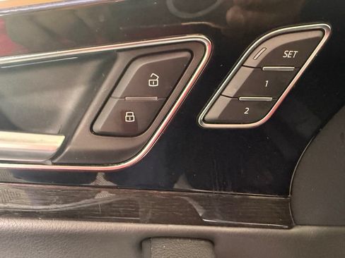 Used 2019 Audi Q7 3.0T Premium Plus w/ Premium Plus Package AWD/4WD image 33