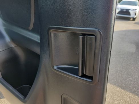 Certified 2021 Toyota Tacoma SR image 18