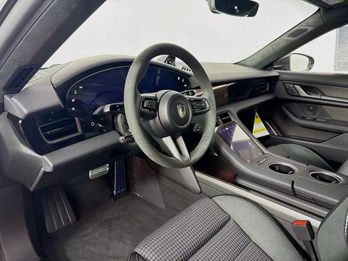 New 2025 Porsche Taycan Turbo AWD/4WD image 32