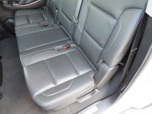 Used 2019 GMC Yukon XL SLT image 49