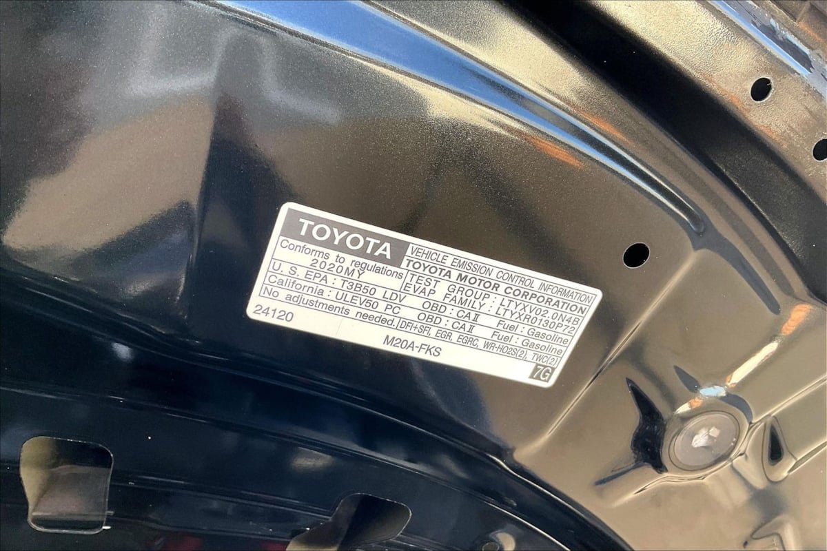 Used 2020 Toyota Corolla SE w/ Carpet Mat Package (TMS) FWD image 28