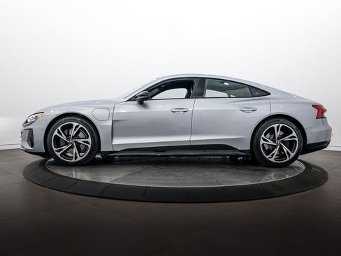 Used 2022 Audi e-tron GT Prestige w/ Prestige Package AWD/4WD image 6