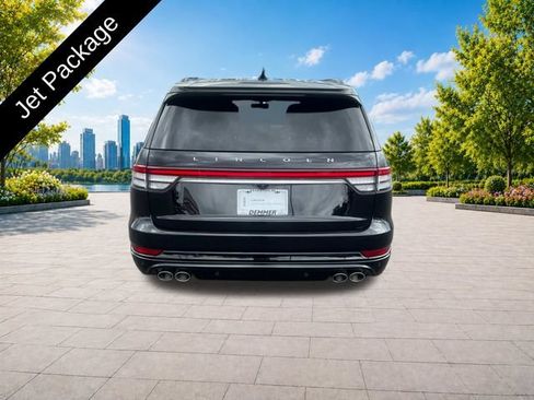 Certified 2024 Lincoln Aviator Reserve w/ Equipment Group 201A AWD/4WD image 5