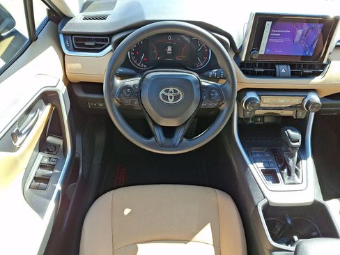 Certified 2025 Toyota RAV4 XLE AWD/4WD image 13