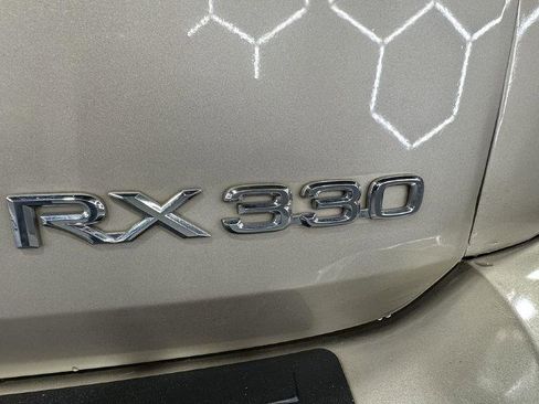 Used 2004 Lexus RX 330 AWD image 35