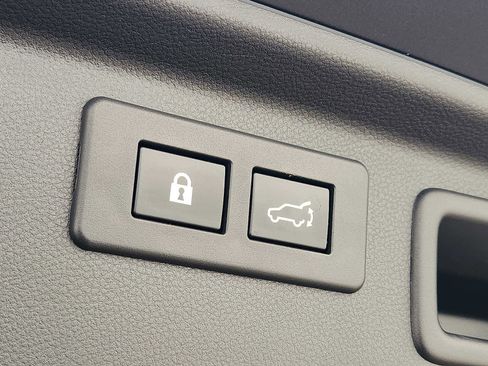 Used 2023 Subaru Forester Sport image 29