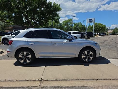 Used 2023 Audi Q5 2.0T Premium Plus w/ Premium Plus Package AWD/4WD image 7