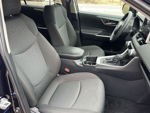 Certified 2025 Toyota RAV4 XLE image 24