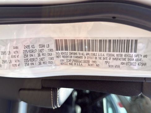 Used 2016 Jeep Cherokee Sport image 37