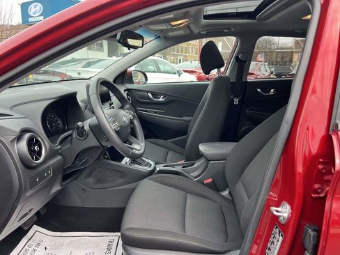 Used 2023 Hyundai Kona SEL w/ Convenience Package image 18