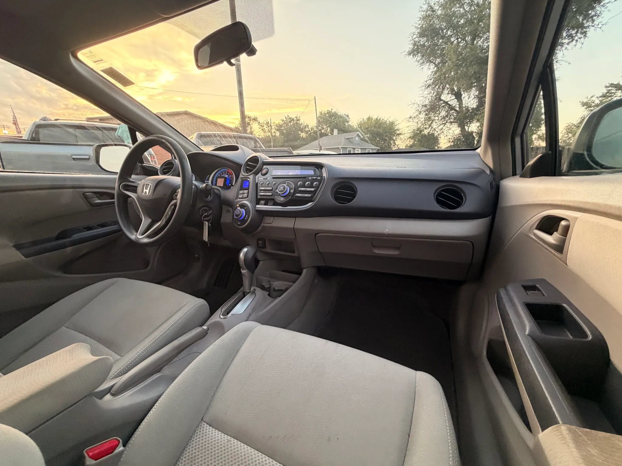 Used 2010 Honda Insight EX image 28