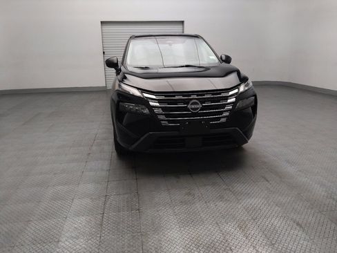 Used 2024 Nissan Rogue S AWD/4WD image 14