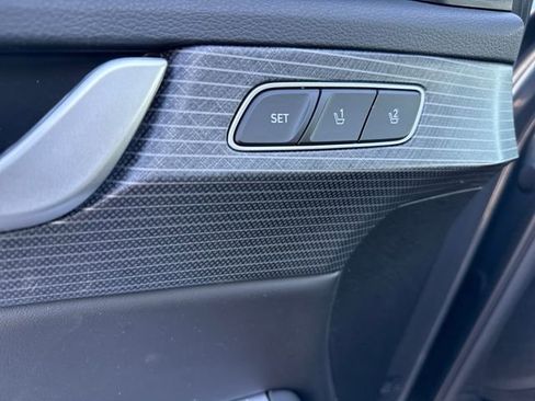 Used 2025 Hyundai Palisade Limited AWD/4WD image 11