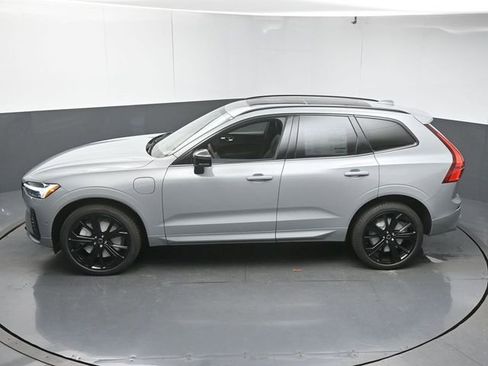New 2026 Volvo XC60 T8 Ultra w/ Protection Package Premier AWD/4WD image 44