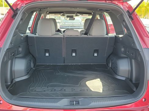 Certified 2025 Subaru Forester AWD/4WD image 12