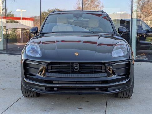 New 2026 Porsche Macan image 6