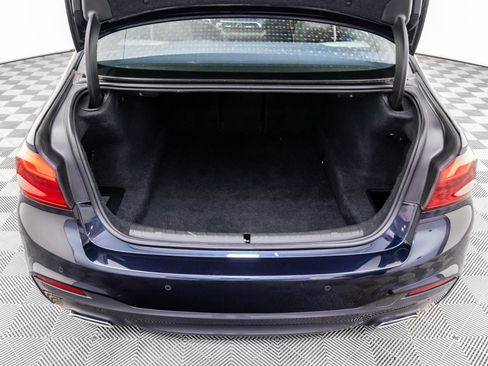 Used 2018 BMW 540i xDrive image 28