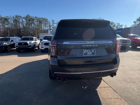 Used 2021 Chevrolet Tahoe High Country w/ Premium Package image 5