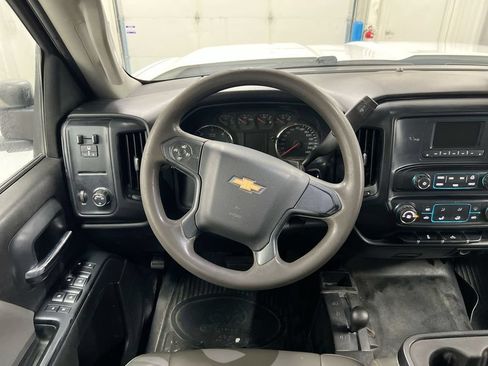 Used 2016 Chevrolet Silverado 2500 W/T w/ Snow Plow Prep Package AWD/4WD image 11