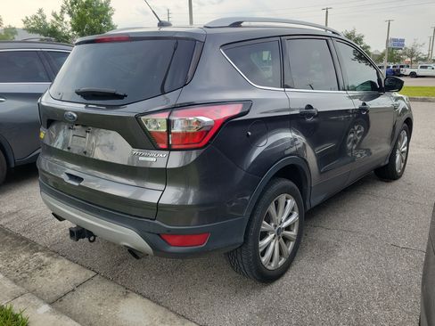 Used 2017 Ford Escape Titanium FWD image 3