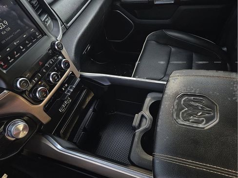 Used 2020 RAM 1500 Laramie RWD image 20