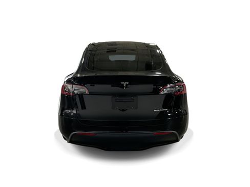 Certified 2023 Tesla Model Y Long Range AWD/4WD image 5