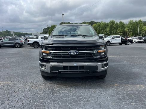 New 2025 Ford F150 XLT w/ Equipment Group 302A MID image 2