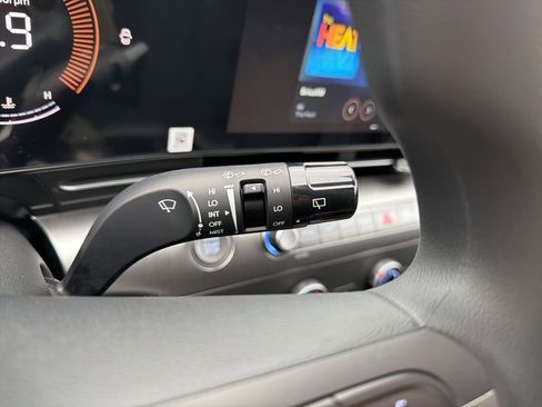 New 2026 Hyundai Kona SE image 31