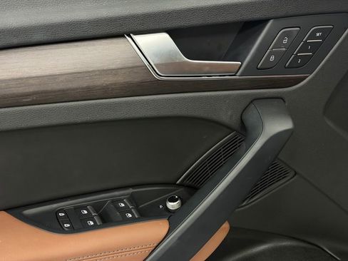 Used 2021 Audi Q5 2.0T Premium Plus w/ Premium Plus Package image 12