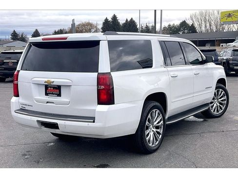 Used 2016 Chevrolet Suburban LTZ image 15