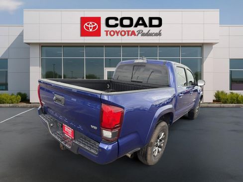 Used 2023 Toyota Tacoma SR5 AWD/4WD image 5