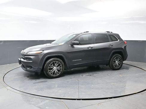 Used 2016 Jeep Cherokee Latitude image 7