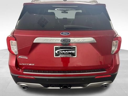 Used 2024 Ford Explorer Limited w/ Limited Technology Package image 8