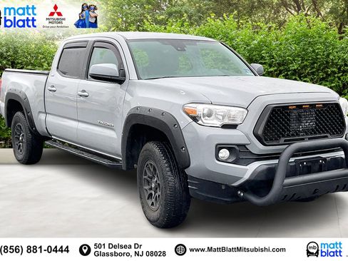 Used 2019 Toyota Tacoma SR5 image 2