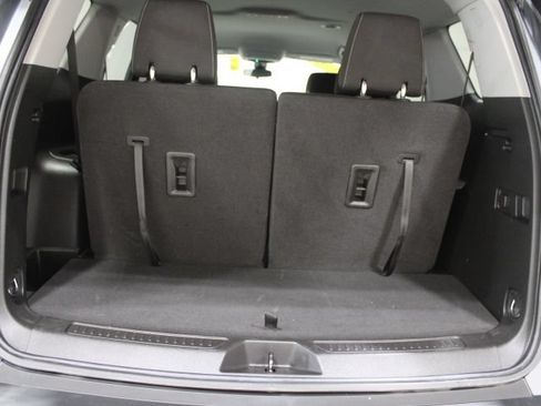 Used 2022 GMC Acadia SLE AWD/4WD image 13