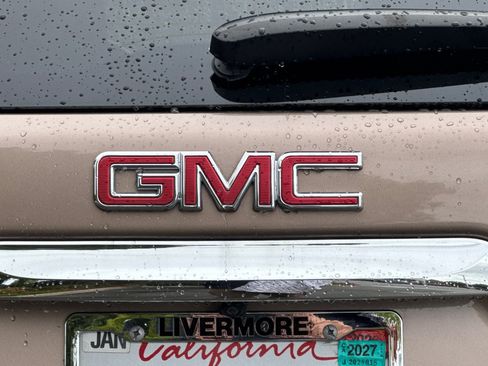 Used 2019 GMC Terrain SLE w/ Driver Convenience Package FWD image 50