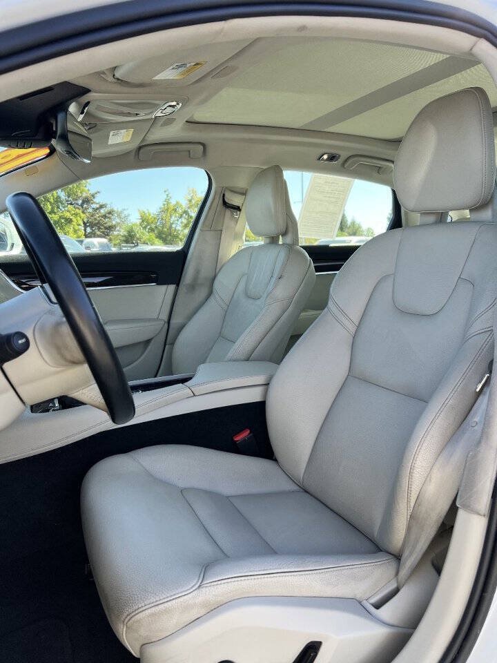Used 2018 Volvo S90 T6 Momentum w/ Convenience Package AWD/4WD image 9