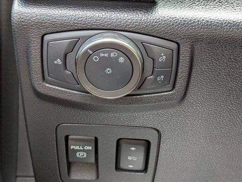 Used 2020 Ford F150 Raptor w/ Equipment Group 802A Luxury AWD/4WD image 13