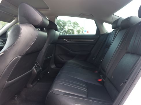 Used 2021 Honda Accord EX-L image 8