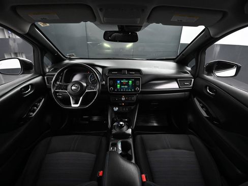 Used 2022 Nissan Leaf SV Plus w/ Protection Package image 18