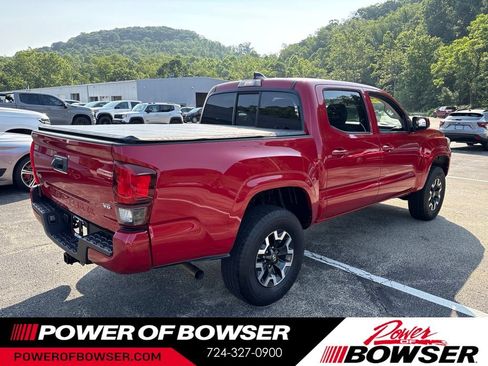 Used 2022 Toyota Tacoma SR AWD/4WD image 5