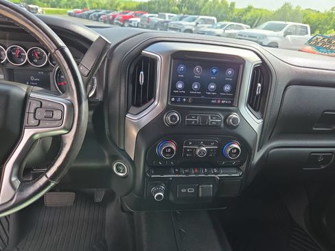 Certified 2020 Chevrolet Silverado 1500 LT Trail Boss w/ Convenience Package AWD/4WD image 17