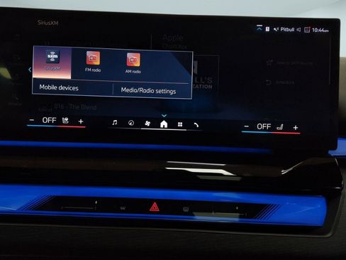 Certified 2025 BMW 540i xDrive image 22