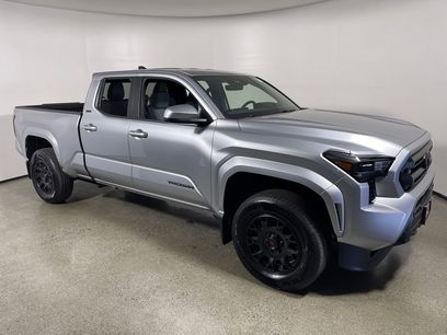 New 2025 Toyota Tacoma SR5