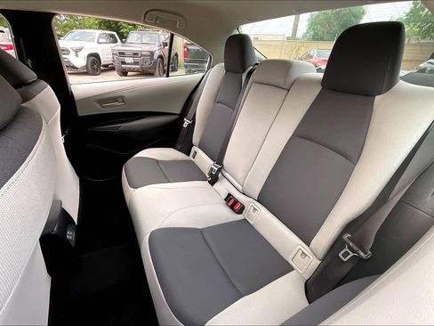 Used 2023 Toyota Corolla LE FWD image 18