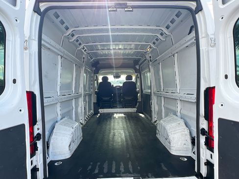 Used 2022 RAM ProMaster 2500 FWD image 34