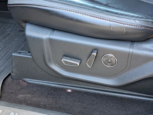 Used 2019 Ford F150 Platinum AWD/4WD image 58